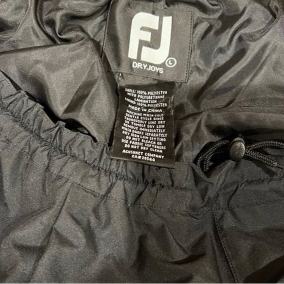 FootJoy Golf 3 Piece DryJoy Rain Jacket/ Pants and
Shirt Set - Picture 8 of 14